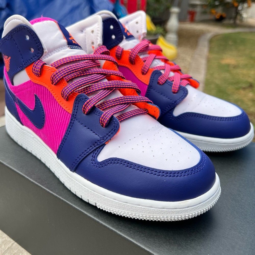 Jordan 1 Fire Pink